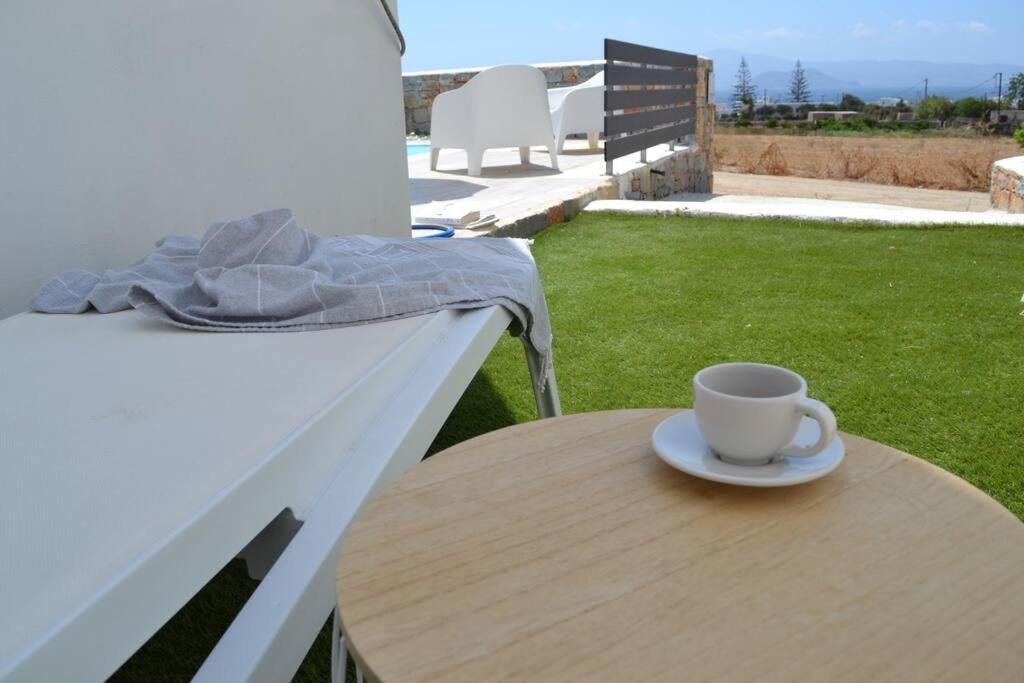 White Nadora Naxos Villa Agia Anna  Buitenkant foto